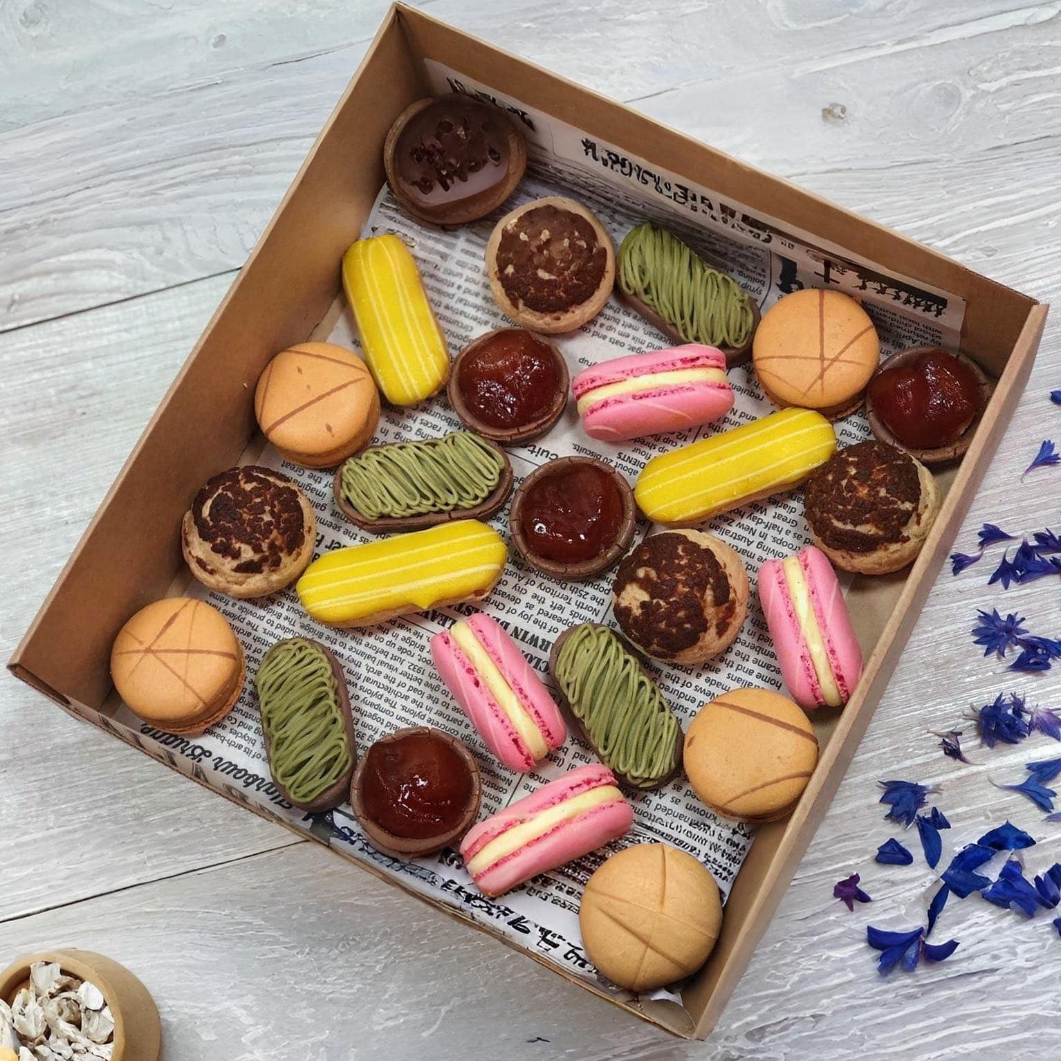 Assorted French Mini Petit Fours Box (25 pieces) ***Contains Nuts